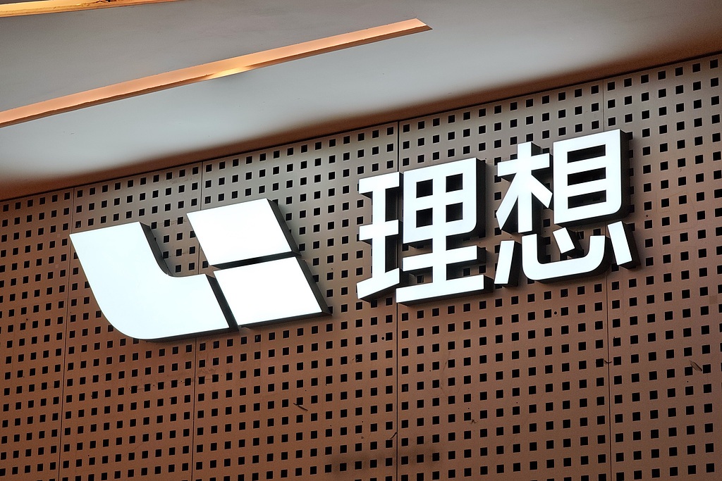 3 Comments - 爱游戏体育